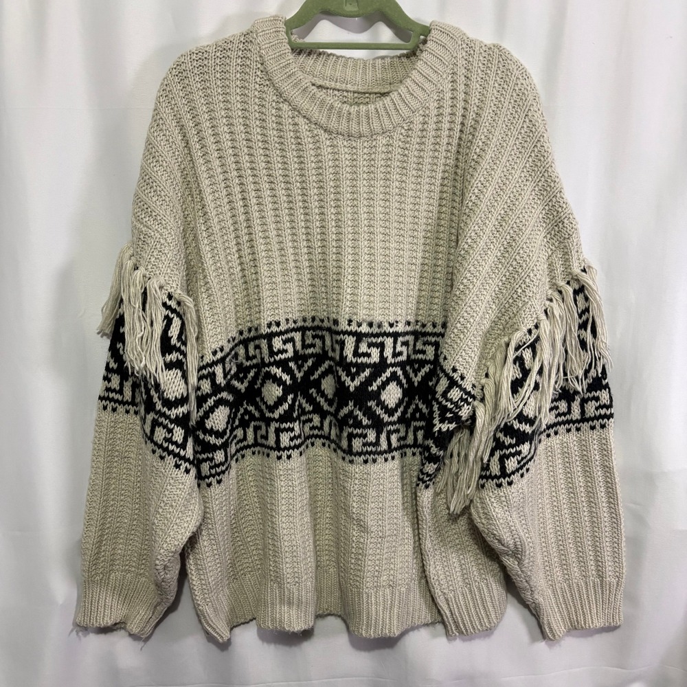 Women's 1X Oversized Chunky Knit Sweater Boho Western Fringe Geometric